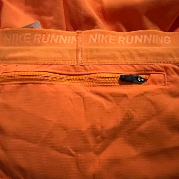 Nike Men's Running Shorts w/Liner size XL - Picture 6 of 6